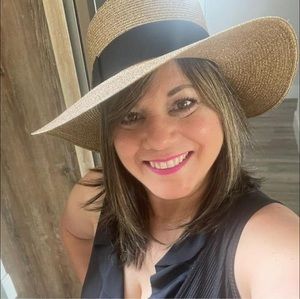 Meet your Posher, Adma